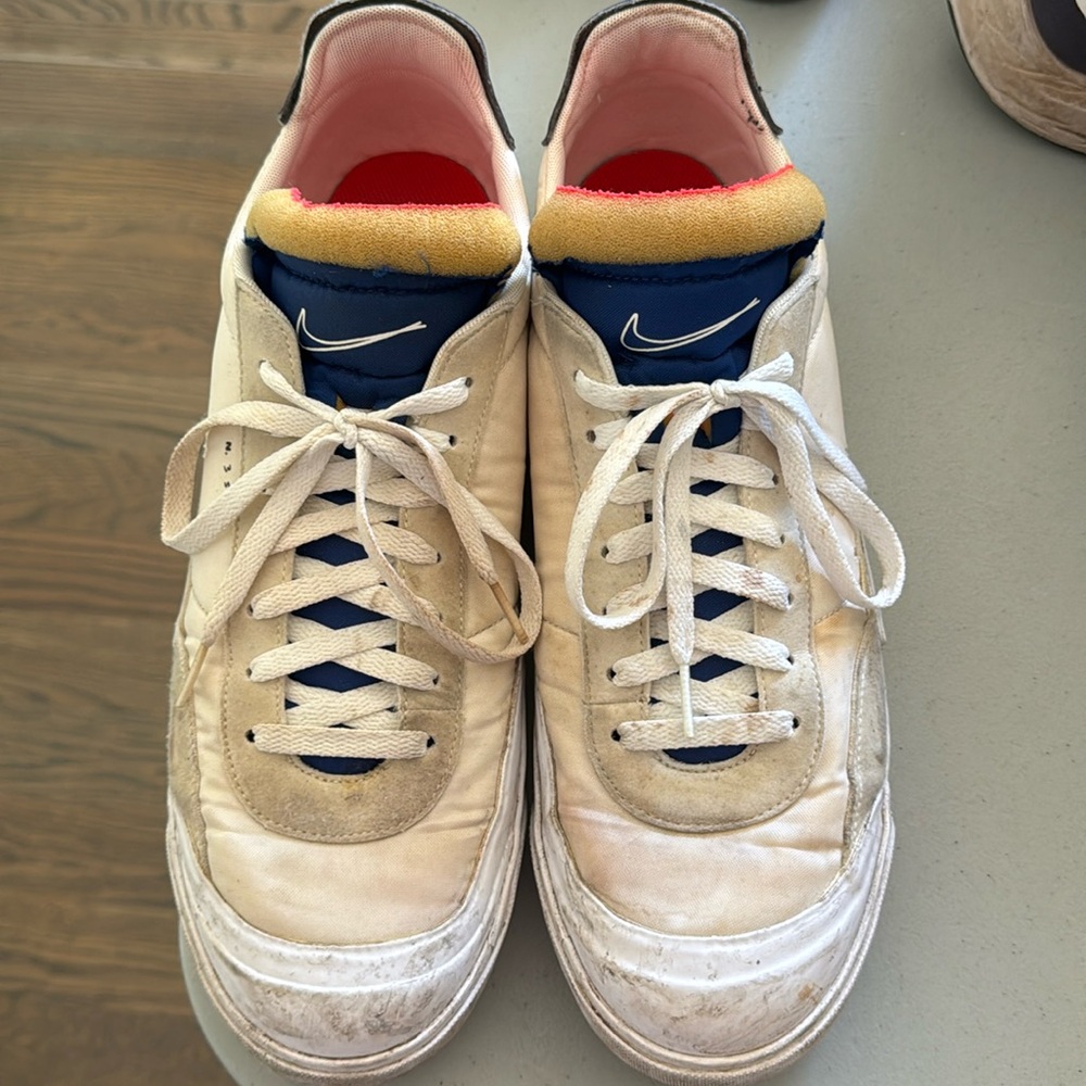 Nike Men's White, Navy & Yellow Low-Top Sneakers